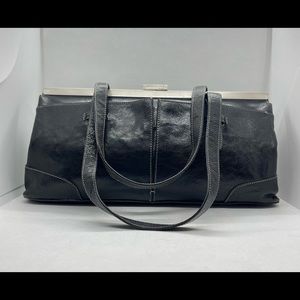 Kenneth Cole leather shoulder bag